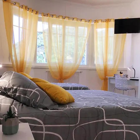 Appartement Le Solea 100m2 climatisé parking proche Sanctuaires-2